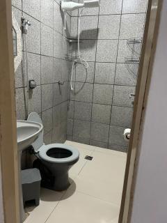 Casa completa 2 quartos, 2 camas 1 banheiro e cozinha completa - 2