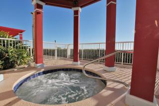 Majestic Beach Resort Tower 2 by Panhandle Getaways - 4