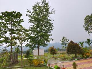 The GreyStone FarmHouse - 8