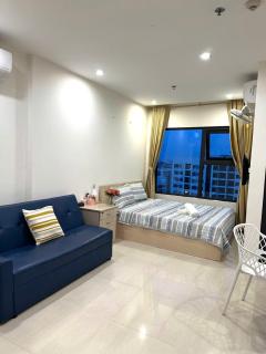 Shi House - Studios S503 Cozy Beautiful Vinhomes - 3