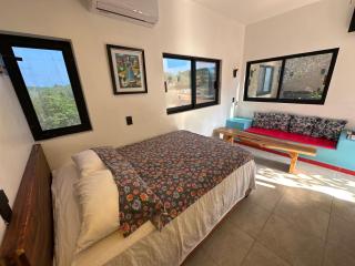 Beachfront Paradise Boutique Hotel - Sky Room - 5