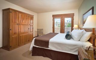 Taos Resort 1BR Apartment - 4