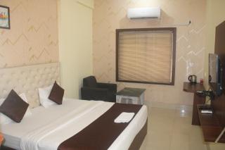 Triple Tree Hotels and Resorts - 5