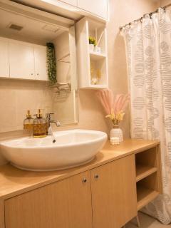 JnR Suite Condo Stay - 7