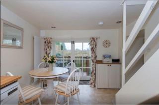 White Hart Cottage - 3