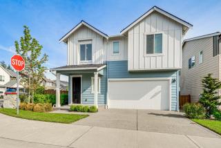 Fenced Yard & Grill! Family Haven in Port Orchard - 7