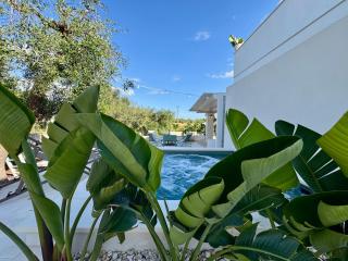 Villa 32 Ostuni - Charming House with Pool - 3