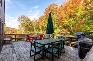 Alpine Nest - Pool Views & Outdoor Shower - 1