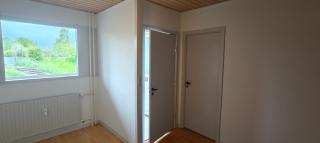 Free parking Room with shared Bath & Kitchen - 3