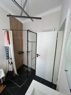 Doro Studio - your central, stylish & cozy retreat - 2