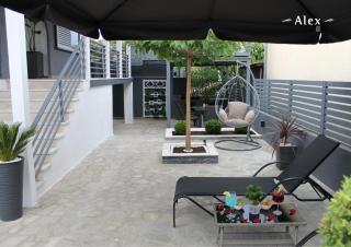 Alex Apartments - 8