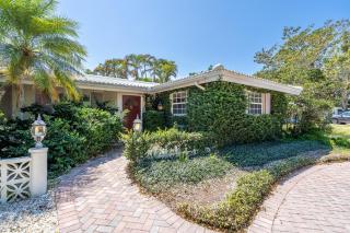 Privacy Mid Century 2mi to #1 Beach Heated Pool - 5