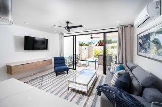 Elegant 2BR Pool Villa Beach 3 min Walk - 7