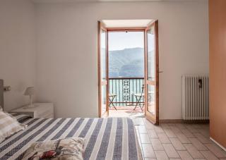 La TERRAZZA SUL LAGO - 3
