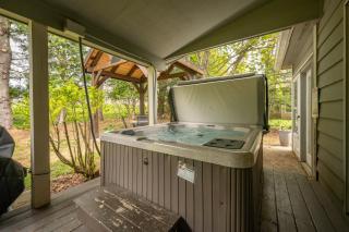 Cabin & Canoe - 3