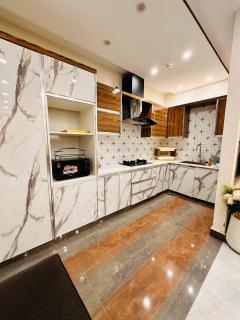Premium 2BR Apartment UG 07 DHA Air Avenue Opposite Park - 4