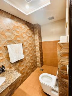 Premium 2BR Apartment UG 07 DHA Air Avenue Opposite Park - 1