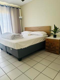Sleep in Crestwave villas - 1