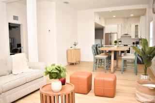 Stylish Private King Suite Near Downtown & Ybor - 6