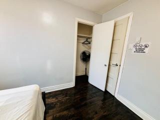 4 Bedrooms - Entire Apartment, Upper Floor - 7