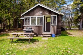 2-Bedroom Cottage #1 - Ambleside - 9