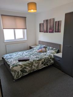 Corby En- suite Double Rooms Near Rockingham NN17 - 9