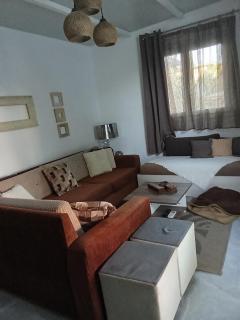 House in garden - 6