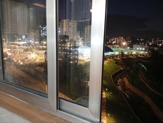 Modern 1BR Apartment with Stunning City View - 1