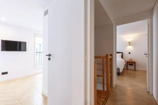 Urban Retreat Brand-New Duplex 2-Bedroom - 1