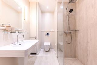 Arc de Triomphe Luxury 3 Bed 3,5 Bath - 6