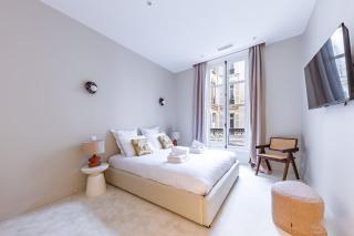 Arc de Triomphe Luxury 3 Bed 3,5 Bath - 3