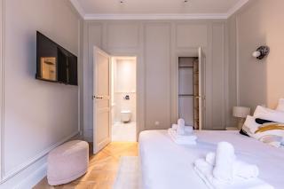 Arc de Triomphe Luxury 3 Bed 3,5 Bath - 4