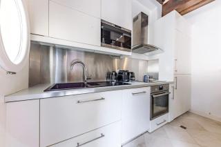 Charming Apartment 2BR 6P St-Germain-des-prés - 8