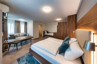 Hotel Zur Schmiede - 1
