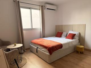 La Pause Bourbon T1 cosy centre ville St Denis - Parking - 5