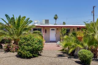 Outdoor Sanctuary + Gym! Retreat 4 Mi to Reid Park - 7