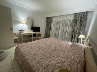 Yasmina Hotel Appartment - 8