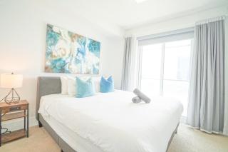 The Diamond 3BD 2BA Luxury Stay CN Tower, MTCC Steps Away - 6