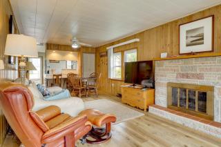 Waterfront Lake Webster Retreat w/ Pier & Views - 6