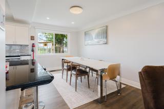 Beautiful Single Family Home in Ottawa - 3