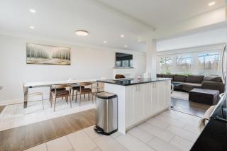 Beautiful Single Family Home in Ottawa - 2