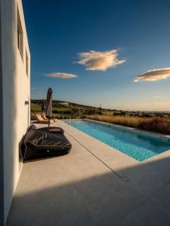 Faragas Hill Oasis Villa - 5