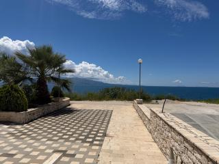 Ndrin Apartament - Saranda - 9