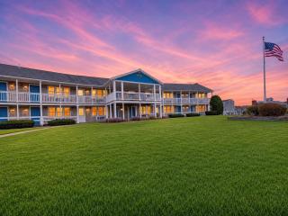 Colonial Acres Resort - 4