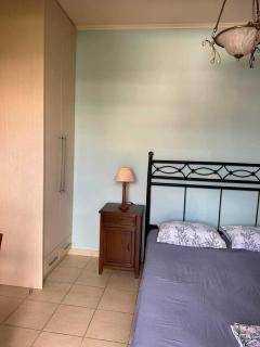 Kalamata Beachside Apartment, 4-Minute Walk to Beach - 4