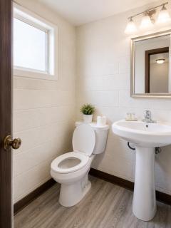 Carl's Motel - 1