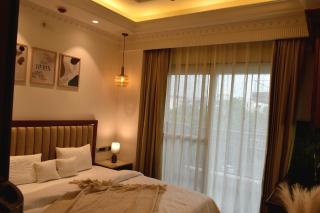 Minimal Luxe Studio Cozy Stay in Gurgaon - 2