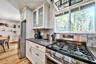 Bear Cub Cabin - 3BR2BA New Remodel Pets AC - 1