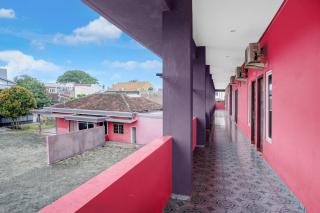 Hotel O near Urip Sumoharjo Hospital formerly Yasmine Guesthouse Syariah - 2
