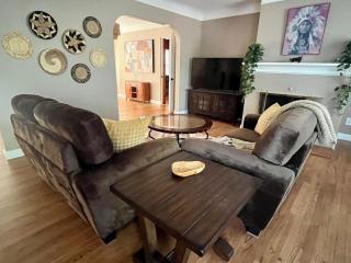 Huge 3BR 3Ksqft Home-Private 1Acre Lot-Mountain Views - 9